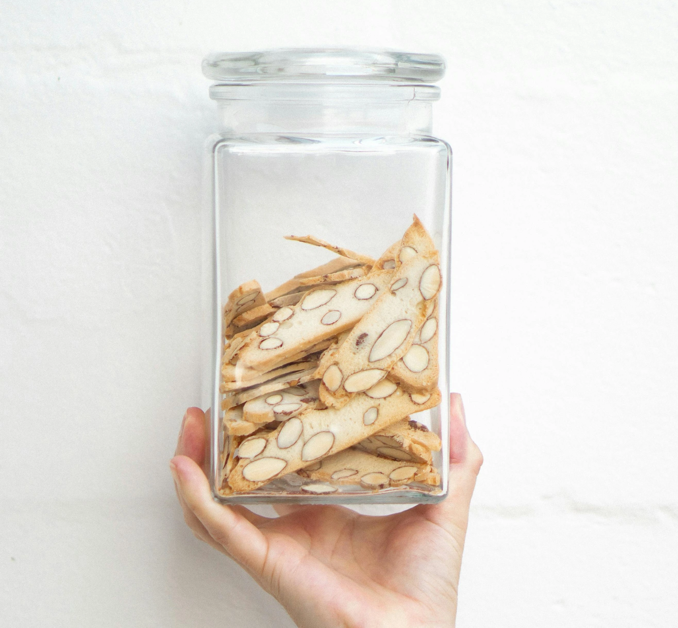 Jak się je cantuccini? Włoskie ciasteczko kochane przez turystów